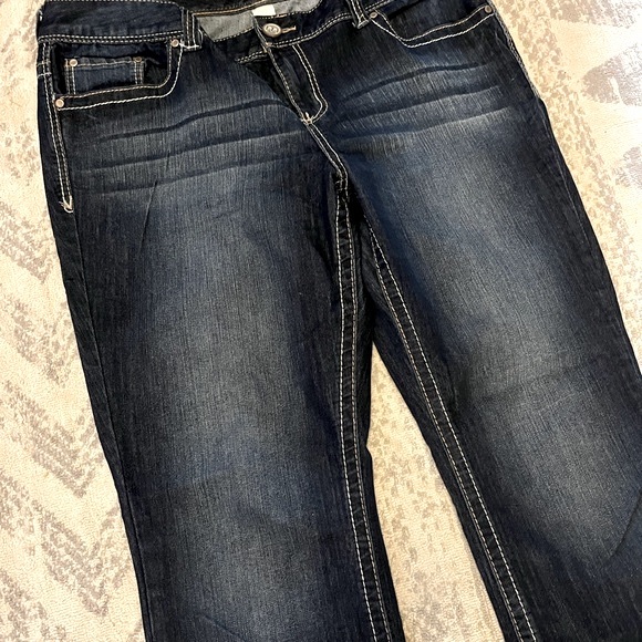 Maurice’s Ladies Boot Cut Jeans Size 18 , Dark denim, Like new - Picture 2 of 11